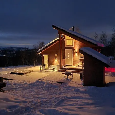 Med Jacuzzi I Nordlysbyen Alta